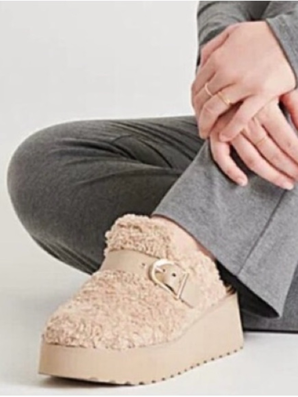 Dolce Vita Lelani Plush Wedges